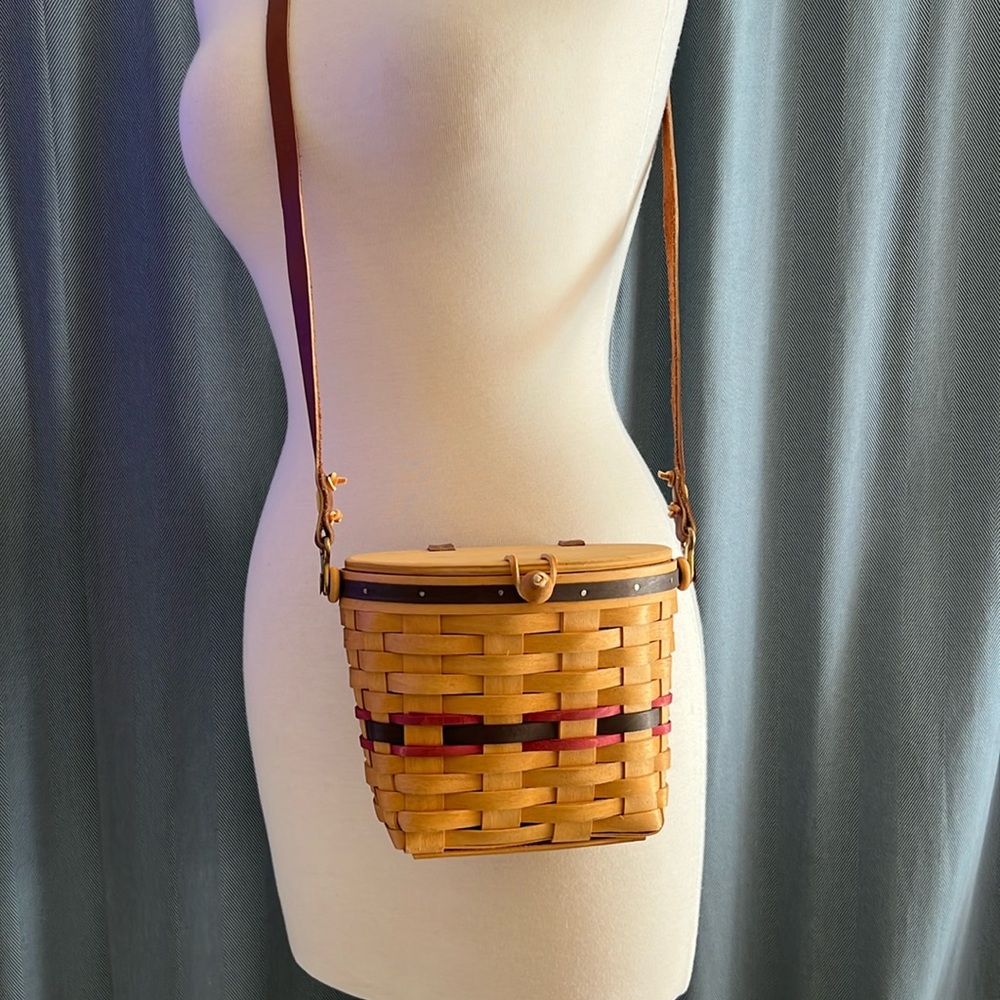 Handmade vintage basket purse